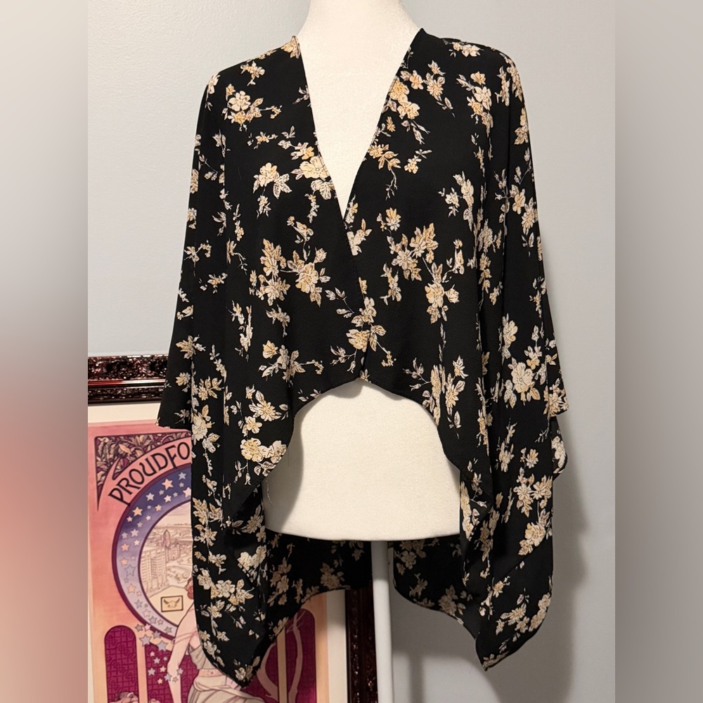 Maurices Lightweight Black Floral Print Kimono Poncho One Size